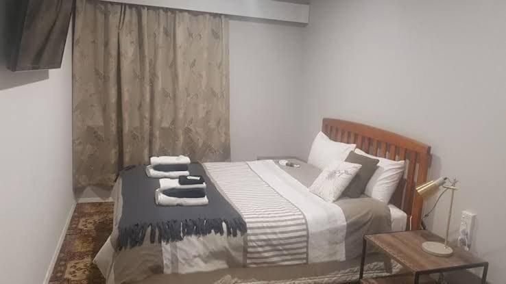 Hotel Motueka Backpackers, Loud Live Music Friday Saturday Nights Bagian luar foto